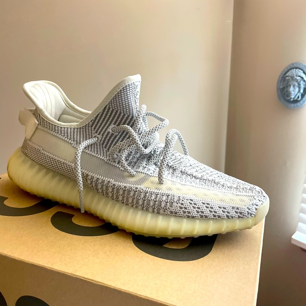 Yeezy 350 static